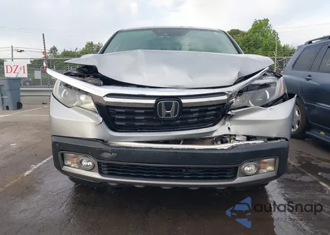 2019 Honda Ridgeline Rtl-E z USA, uszkodzony, nr VIN 5FPYK3F72KB026100